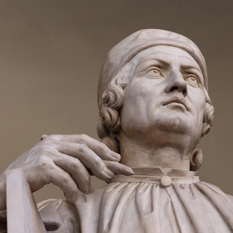 Busto in marmo di Arnolfo di Cambio
